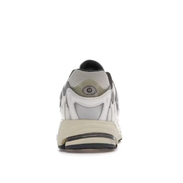 adidas Response CL Bad Bunny