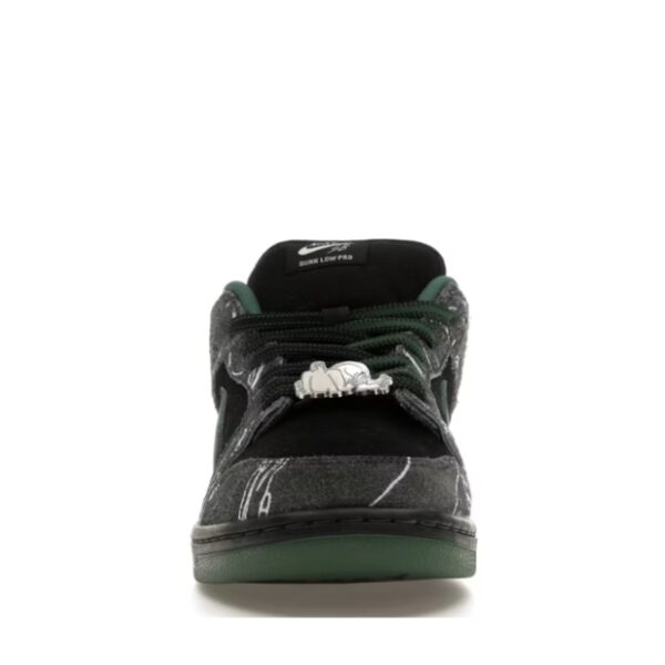 Nike SB Dunk Low There Skateboards