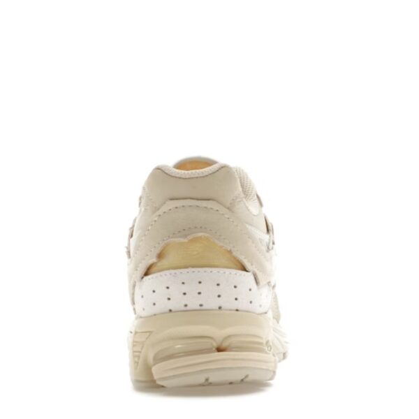 New Balance 2002R Protection Pack Sandstone