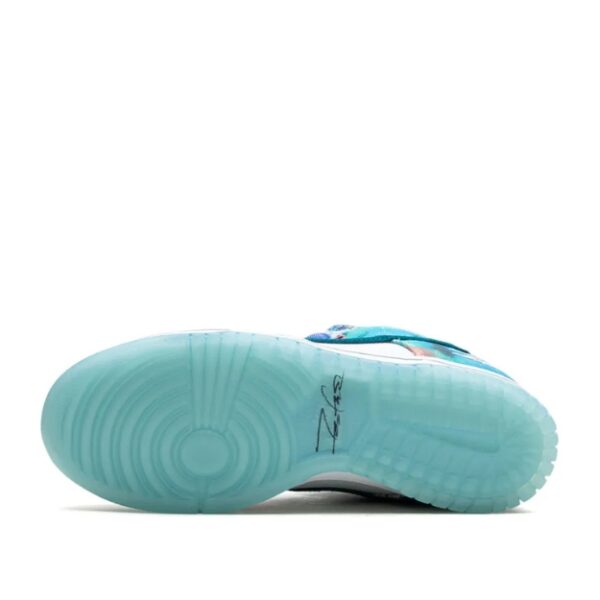 Nike SB Dunk Low Futura Laboratories Bleached Aqua - Imagen 5
